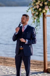 Epik wedding dj making an announcement on the microphone