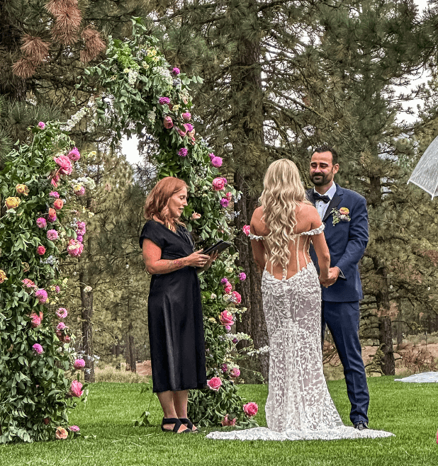Wedding ceremony at Chalet View Lodge