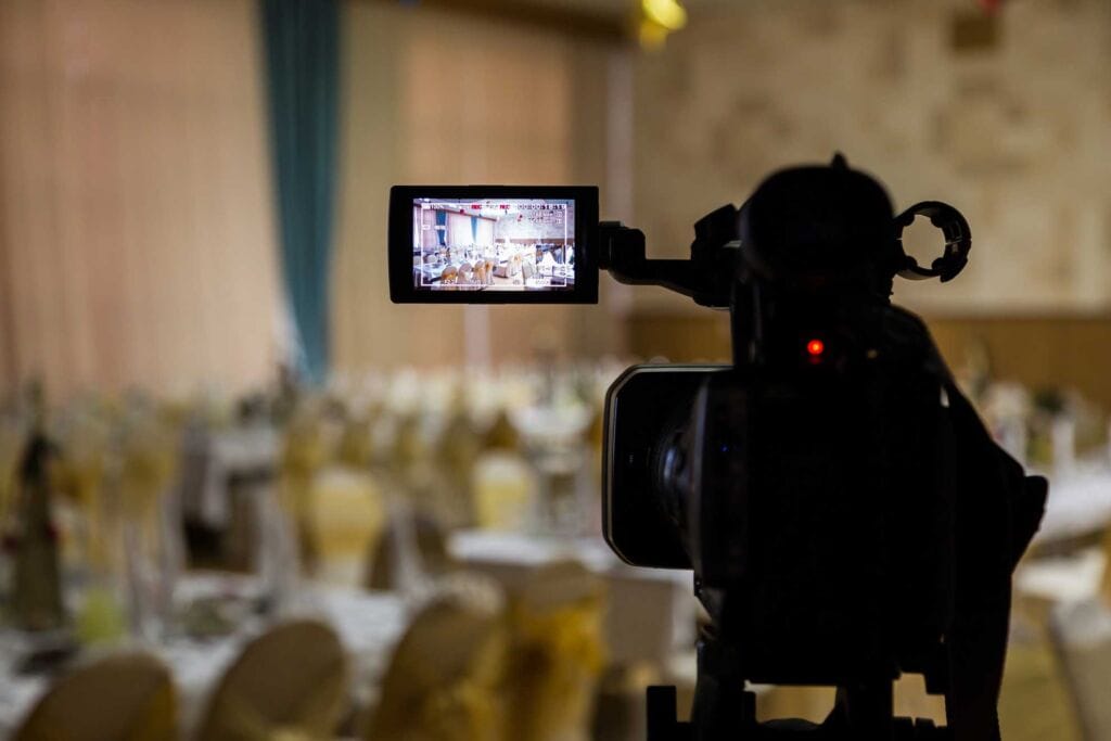 how much does wedding videography cost